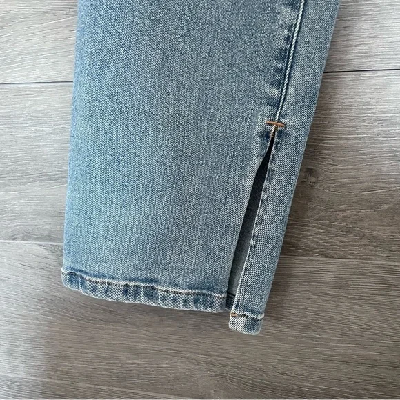 Good American Good Boy Jeans - Picture 7 of 7